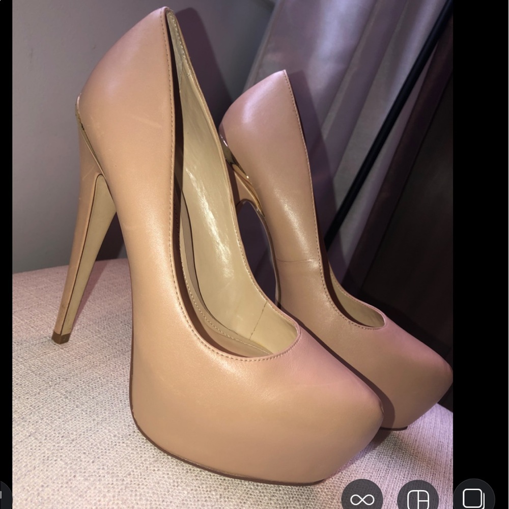Aldo Tan and Gold High Heels / Pumps Size 7 1/2